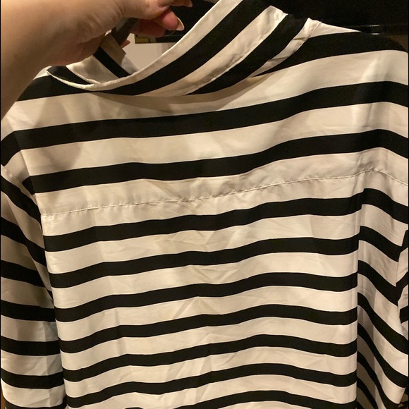 Black white collar stripe button up blouse - Picture 4 of 4